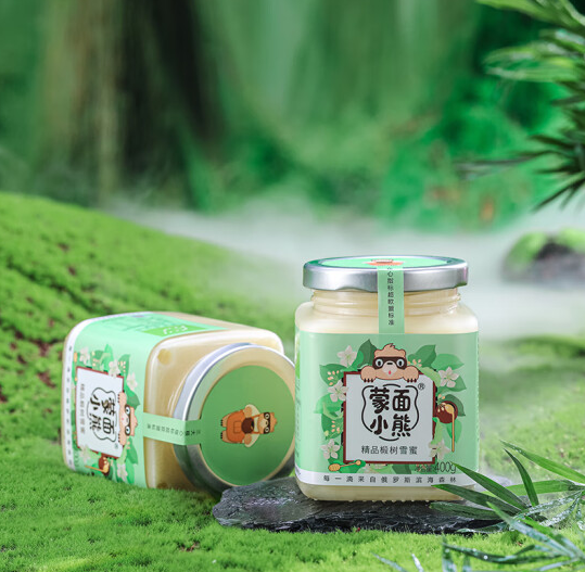 瓶装椴树雪蜜包装设计作品欣赏(图1)